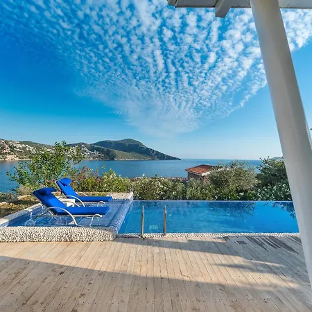 리야드 Likya Pavilion 4*