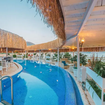 Likya Pavilion Riad 4*